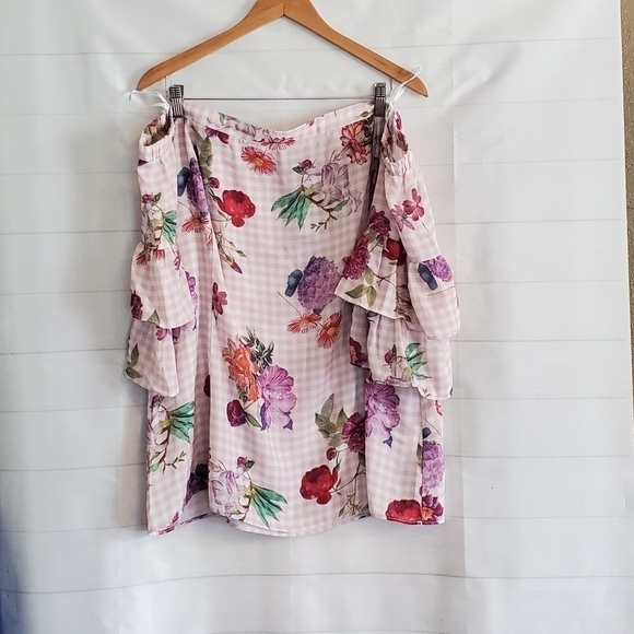 City Chic - Picture 3 of 6